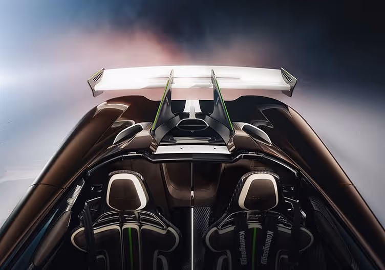 Detail view of the Sadair’s Spear’s active bi-plane rear wing, part of its revised aerodynamic package.