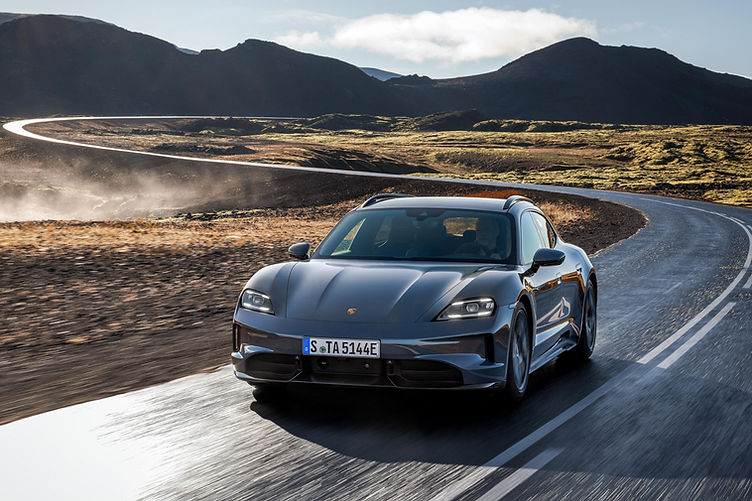 Porsche Taycan GTS Sport Turismo driving front