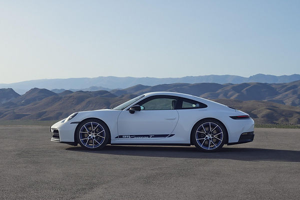 2025 Porsche 911 Carrera T 992.2