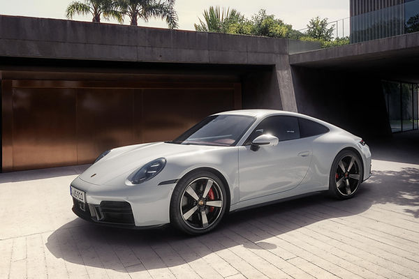 Porsche launches 992.2 Carrera S static image front three quarter angle