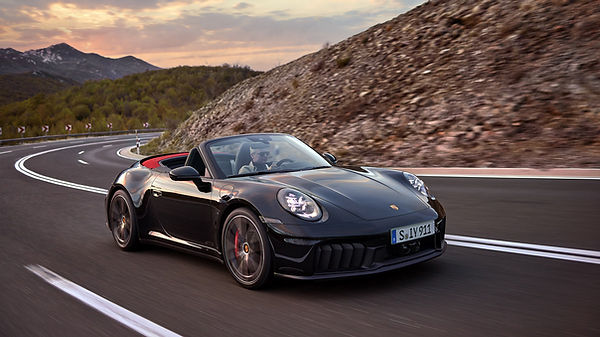 First Look: The New Porsche 911 T-Hybrid