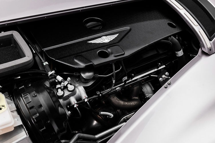 2025 Morgan Supersport - engine