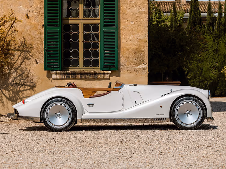 https://media.morgan-motor.com/wp-content/uploads/2024/05/HERO3_Morgan_Midsummer_Location_008-scaled