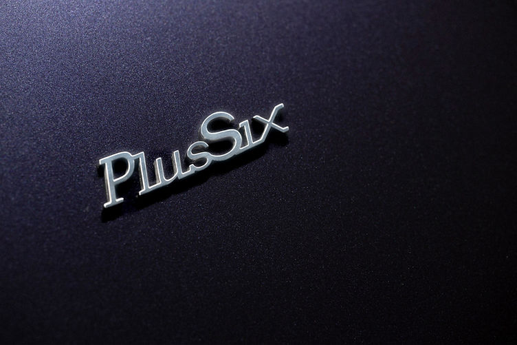 Morgan Plus Six badge detail