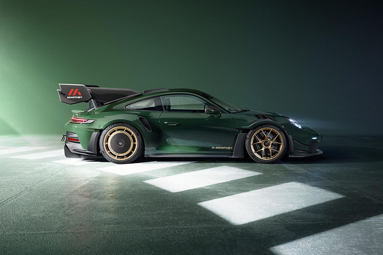 Porsche 911 GT3 RS Manthey Racing side