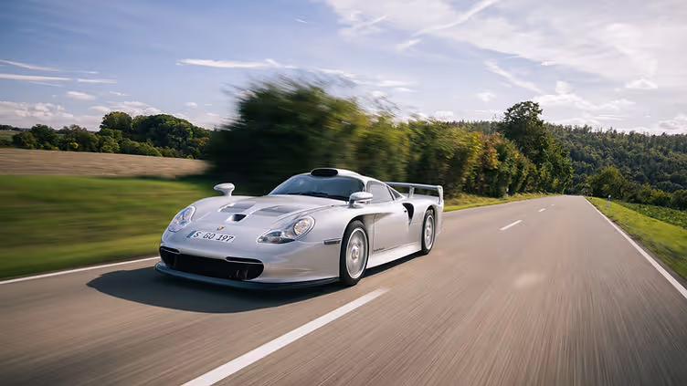 Porsche 911 GT1 Strassenversion