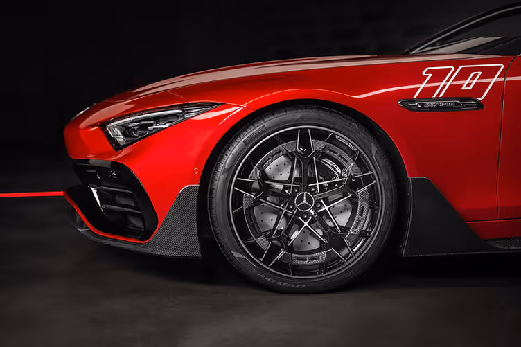 AMG PureSpeed nose, side