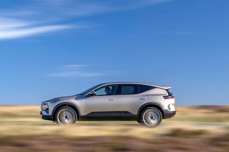 Polestar 3 - Driving