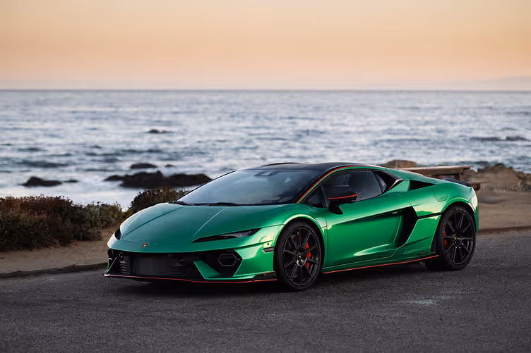 Lamborghini Temerario front three quarter green