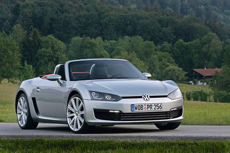 Volkswagen BlueSport Roadster front quarter
