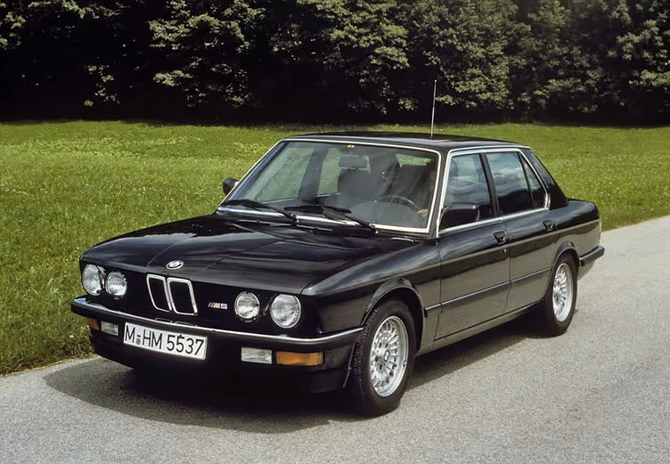 BMW M5 E28