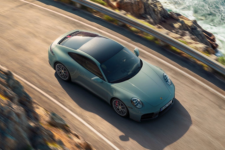 The 992.2 Carrera 4S Launches in Coupe, Cabriolet and Targa Forms