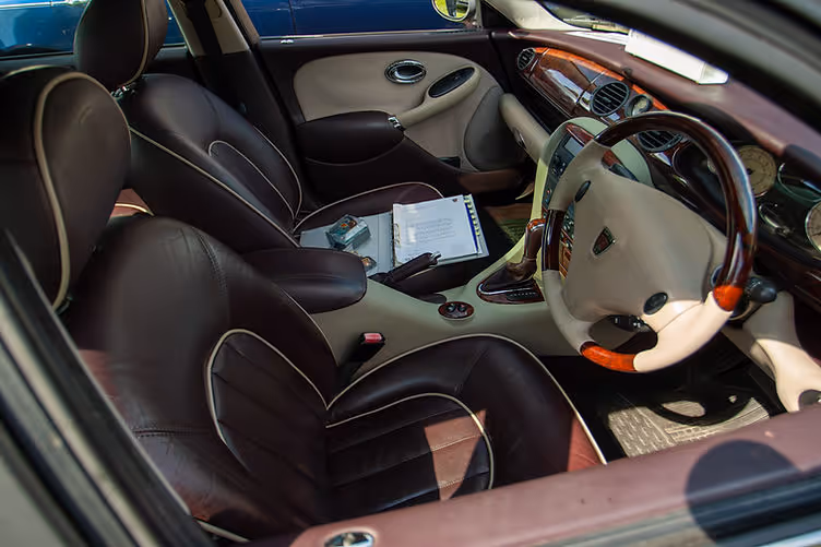 Rover 75 interior