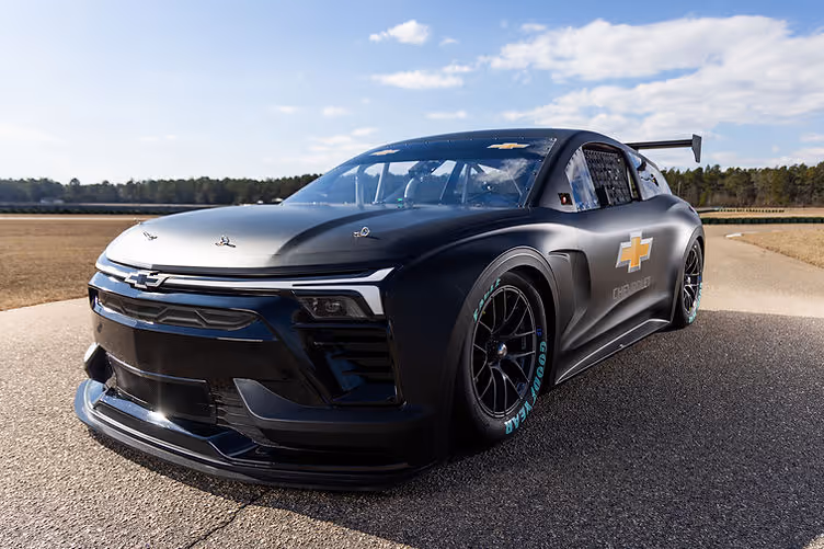 Chevrolet Blazer EV.R Prototype Aims to Electrify NASCAR