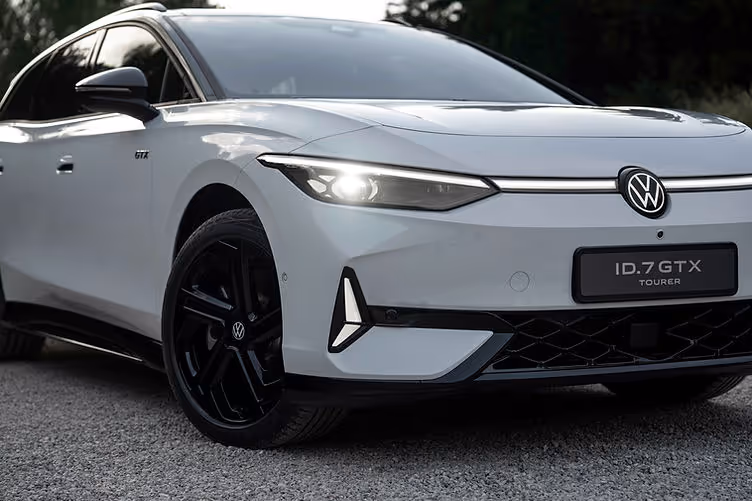 ID7 GTX Tourer grille detail