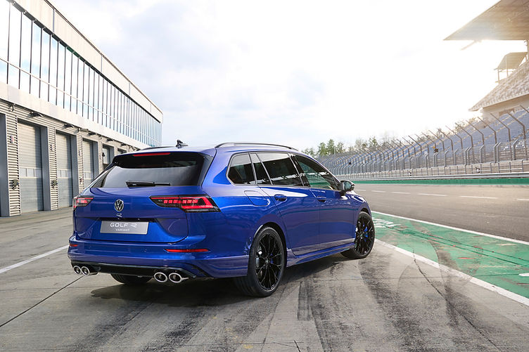 2025 Golf R estate