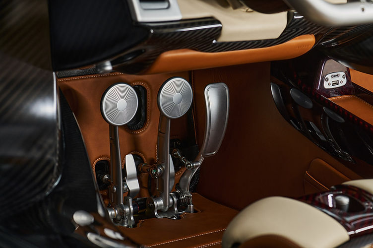 Pagani Utopia Roadster pedal box