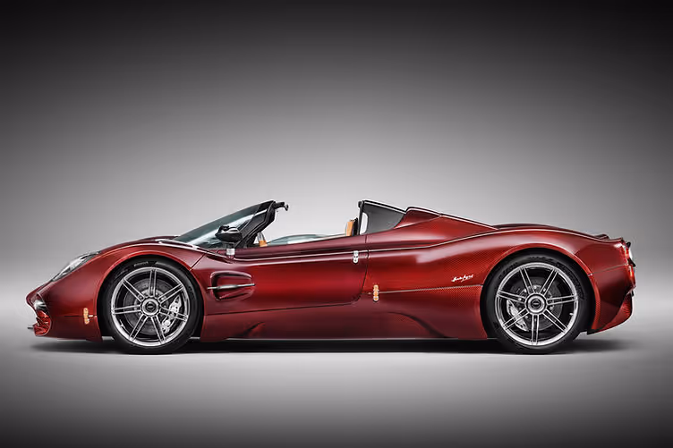 Pagani Utopia Roadster side