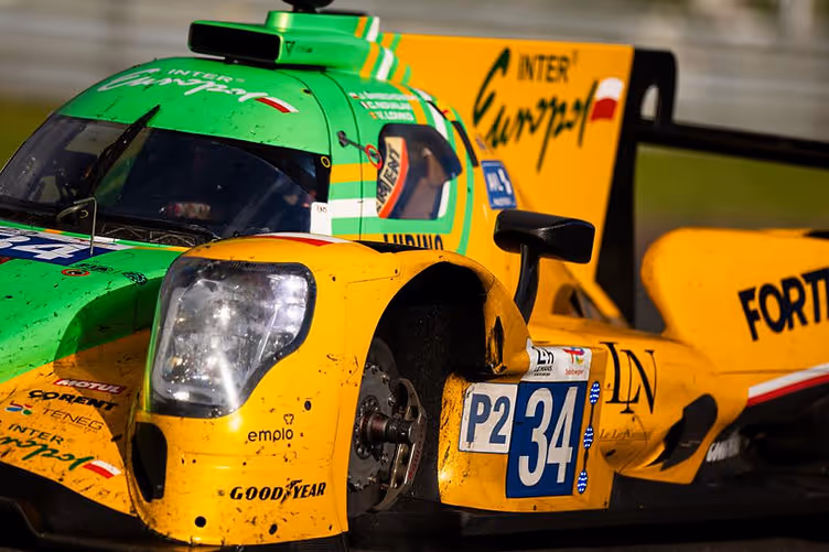 #34 Inter Europol ORECA 07 completes a lap on three wheels