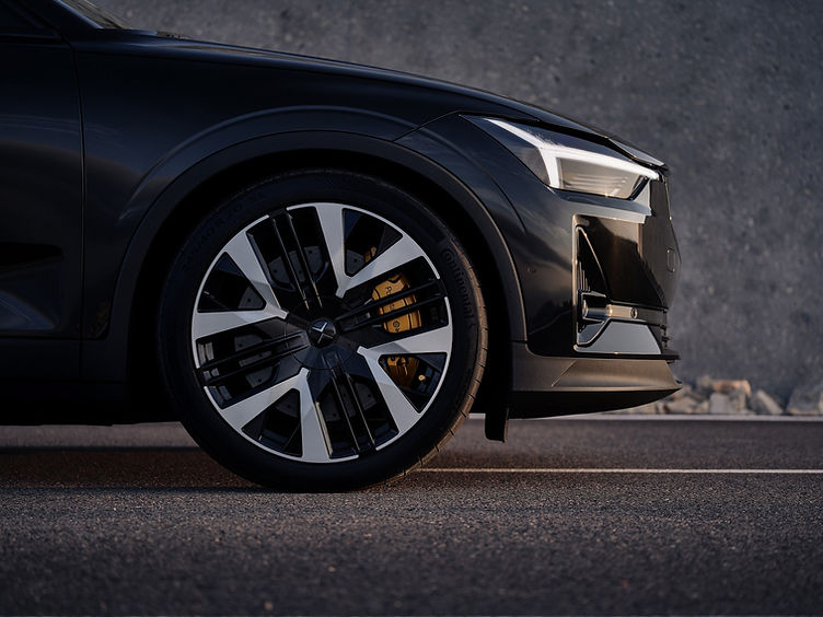 Polestar 2 Performance wheel and brakes