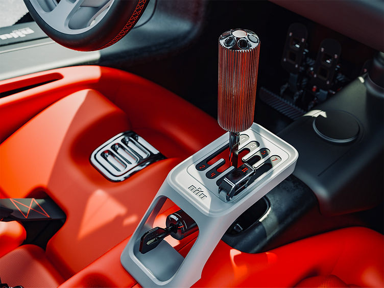 Nilu 7-speed manual transmission