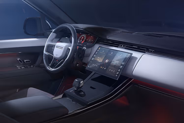 626bhp SV Carbon Becomes New Range Rover Sport Flagship