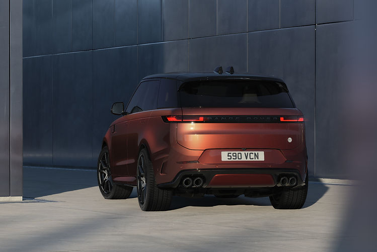 626bhp SV Carbon Becomes New Range Rover Sport Flagship