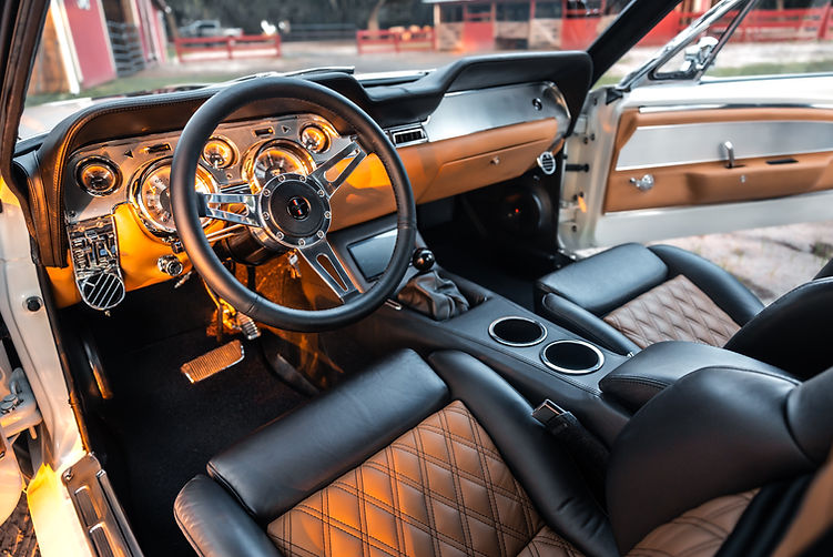 ECD Automotive Ford Mustang '67 Ghost - interior