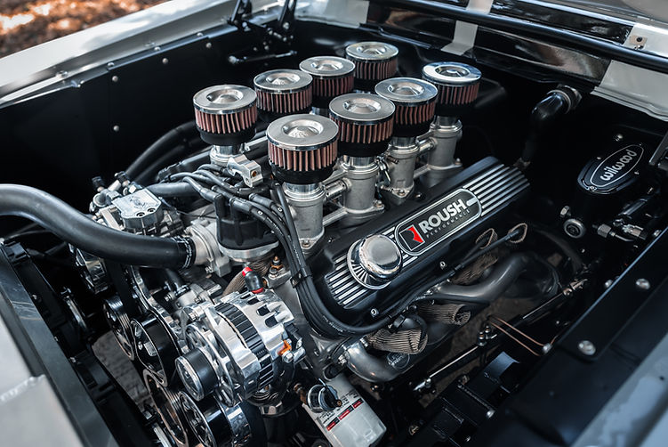 ECD Automotive Ford Mustang '67 Ghost - engine bay