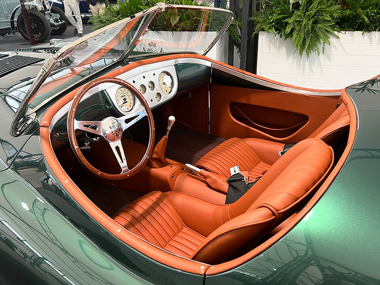Jaguar XK European GT Roadster Debuts at Salon Privé