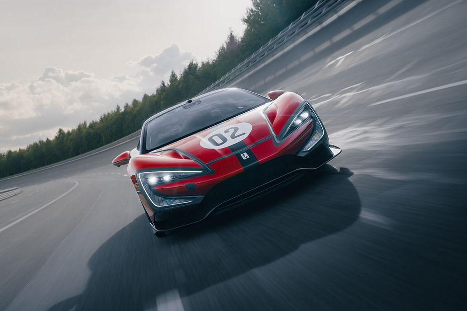 BYD Yangwang U9 - driving front view