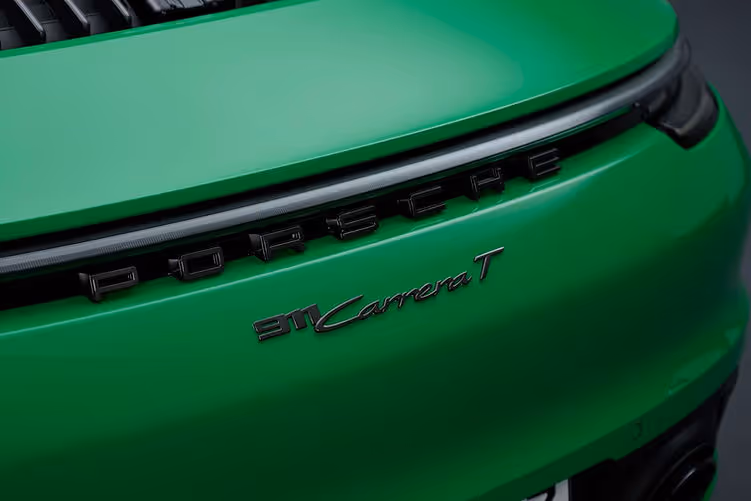 911 Carrera T, Python Green, 2022, Porsche AG