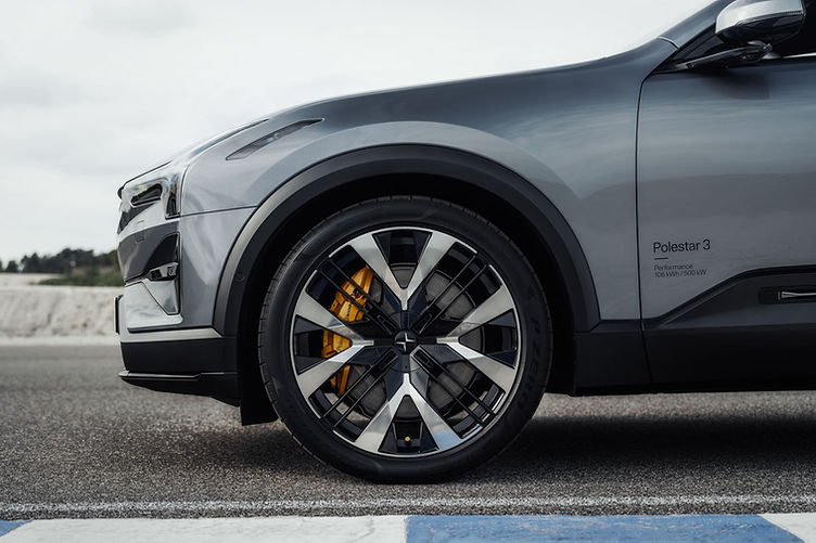 2026 Polestar 3 Performance - 22" forged Performance wheels and Brembo brakes