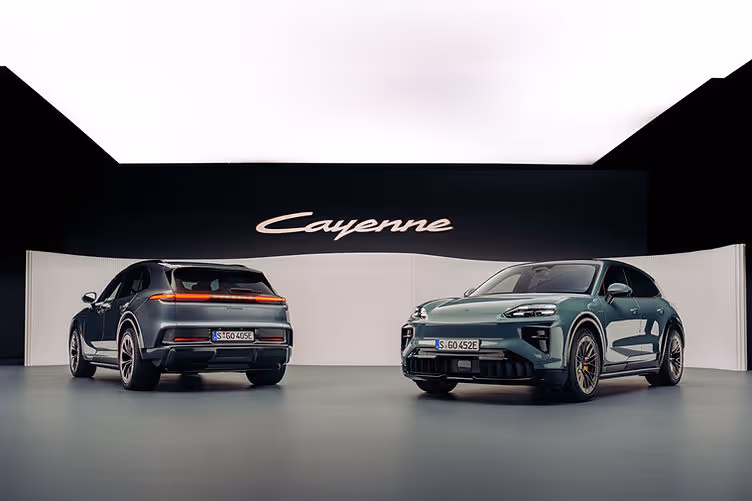 2026 Porsche Cayenne Turbo Electric - studio static