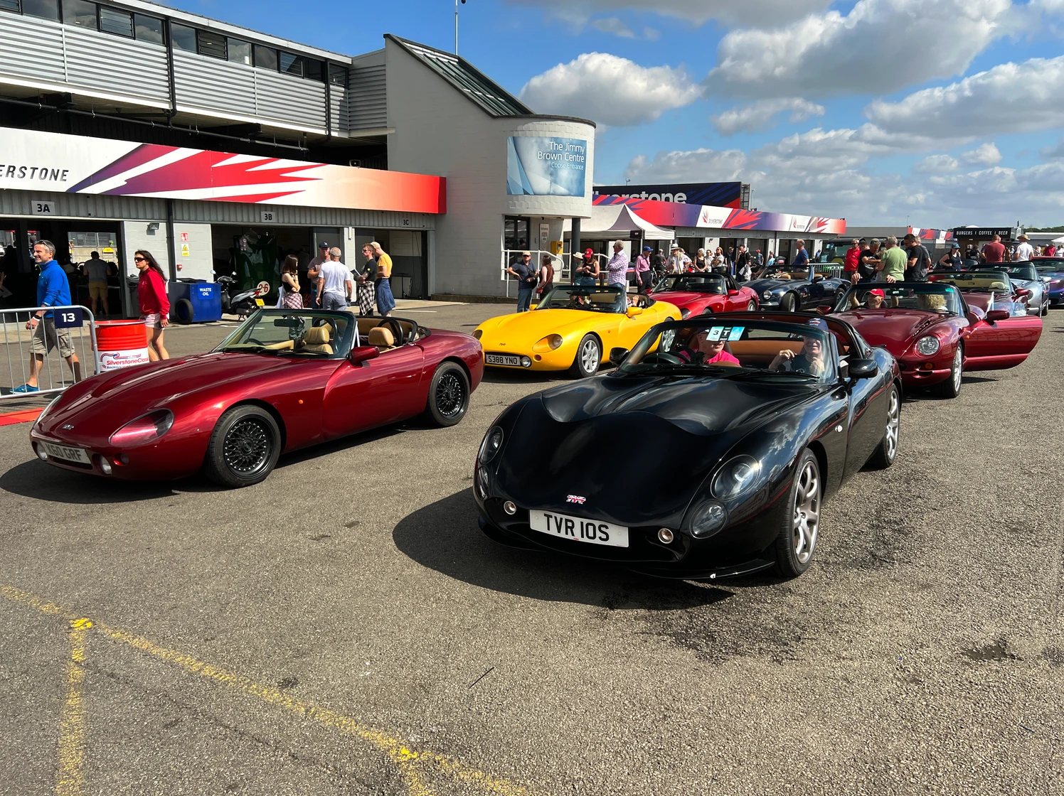 Thumbnail preview link 1 for car article gallery