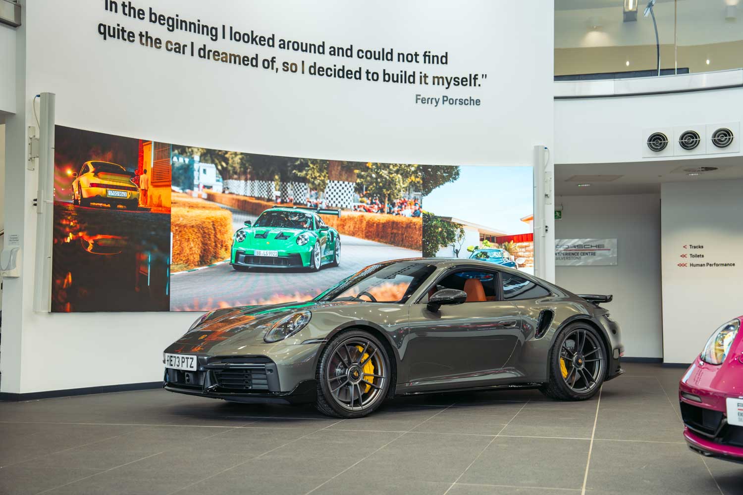 Porsche experience centre Silverstone