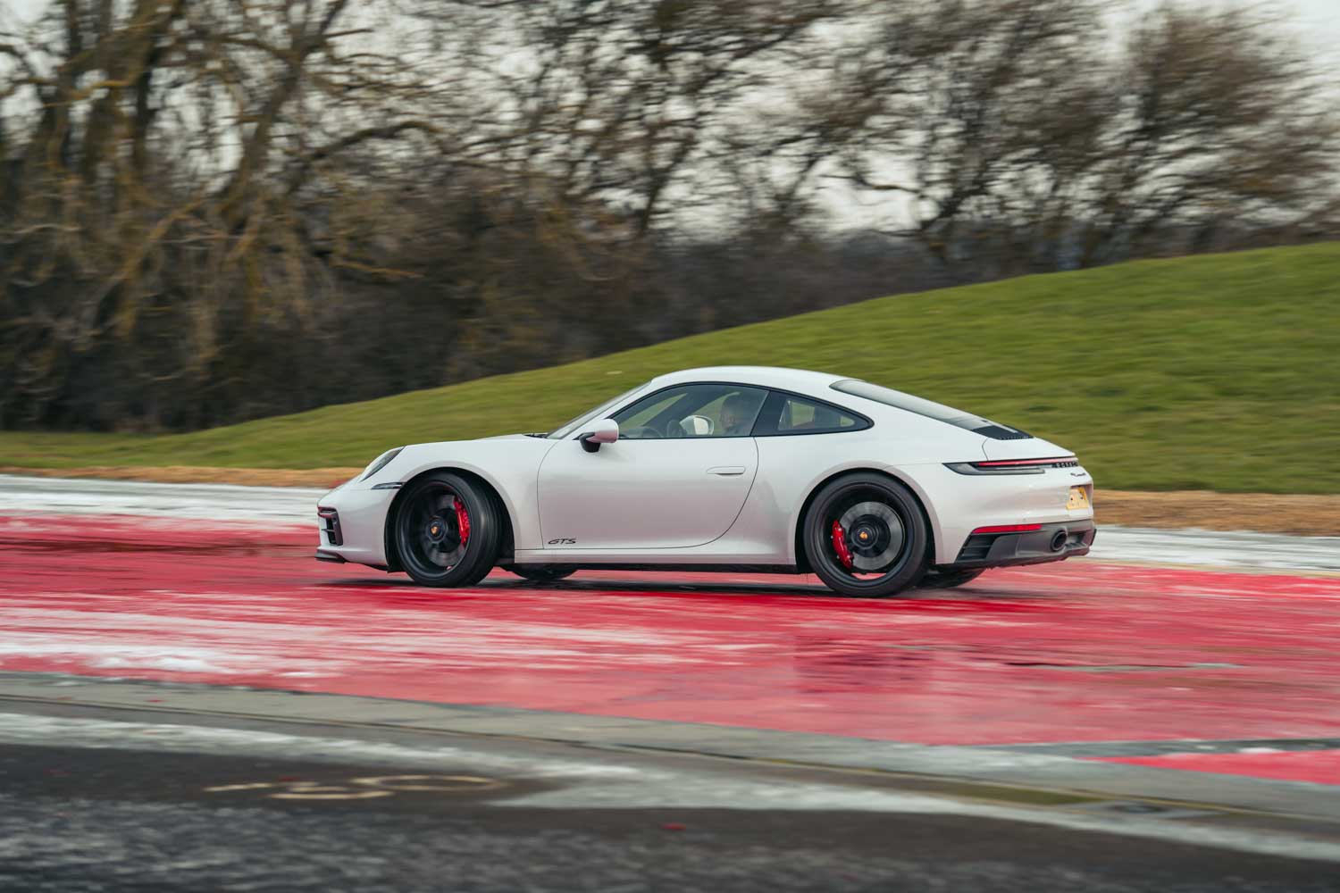 Porsche experience centre Silverstone