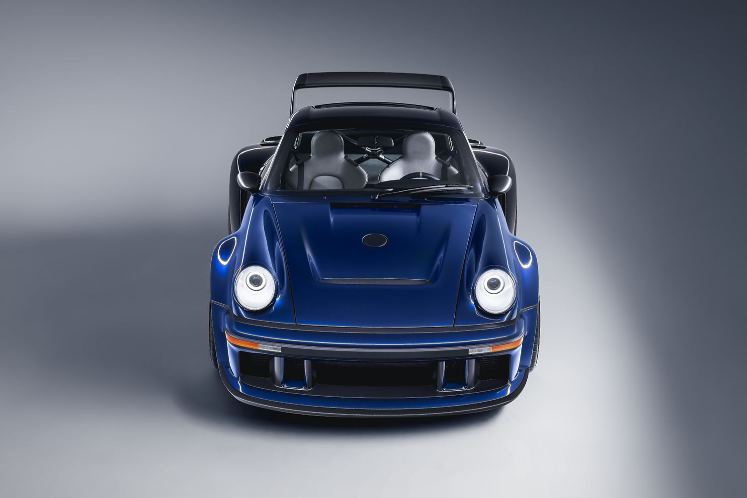 Singer Sorcerer DLS Turbo head on