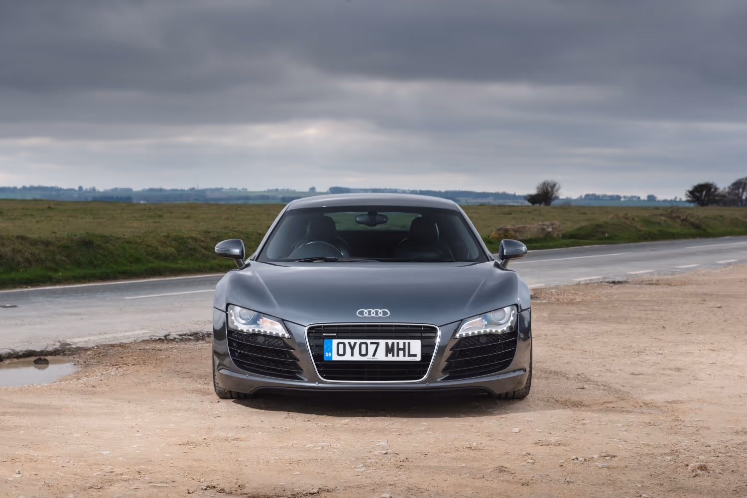 Audi R8 V8 exterior – buying guide face on shot exterior