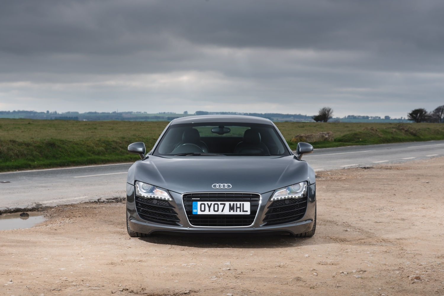 Audi R8 V8 exterior – buying guide face on shot exterior