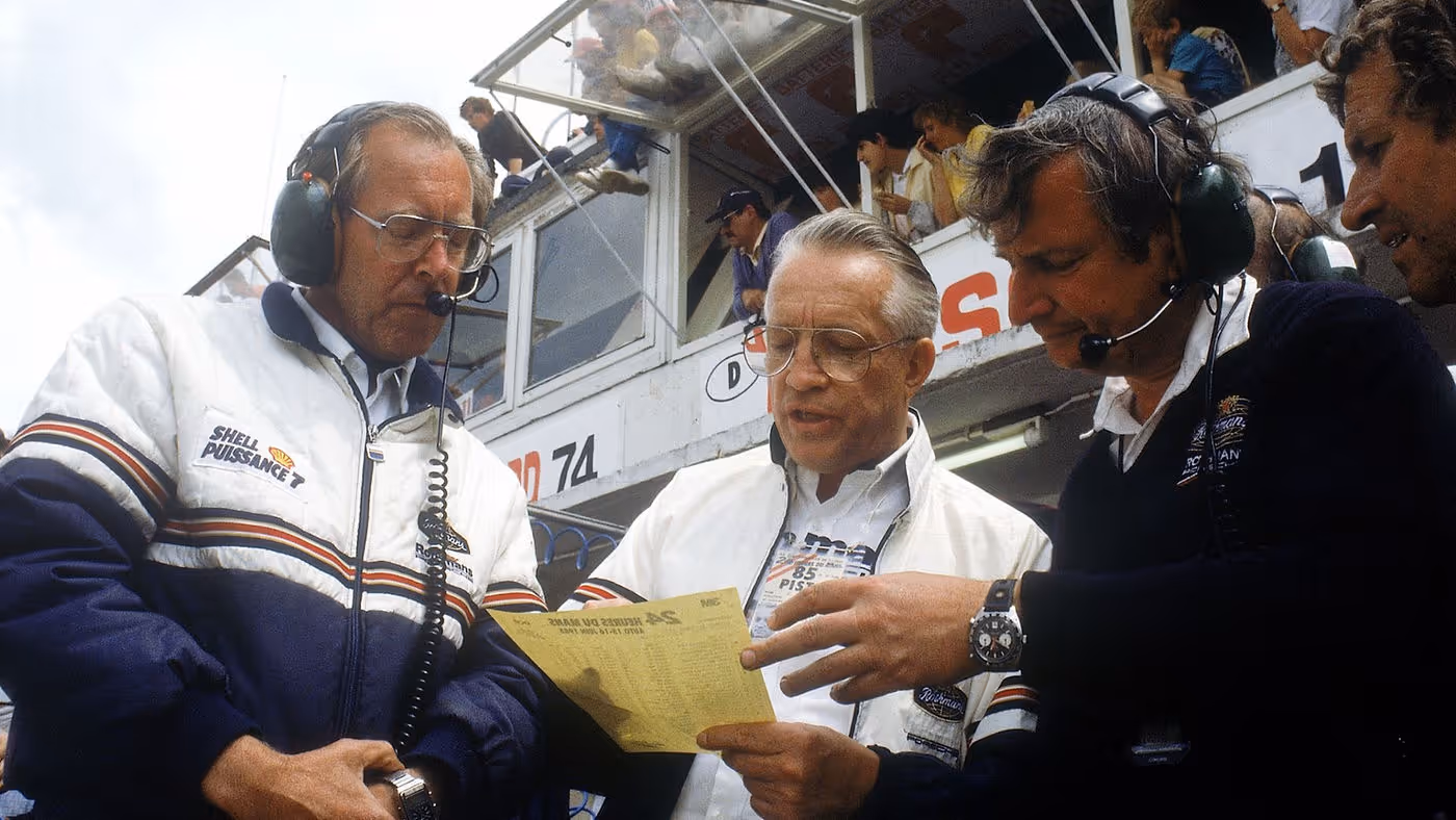 Peter Falk, Prof. Helmuth Bott, Norbert Singer (l-r), Le Mans, 1985, Porsche AG