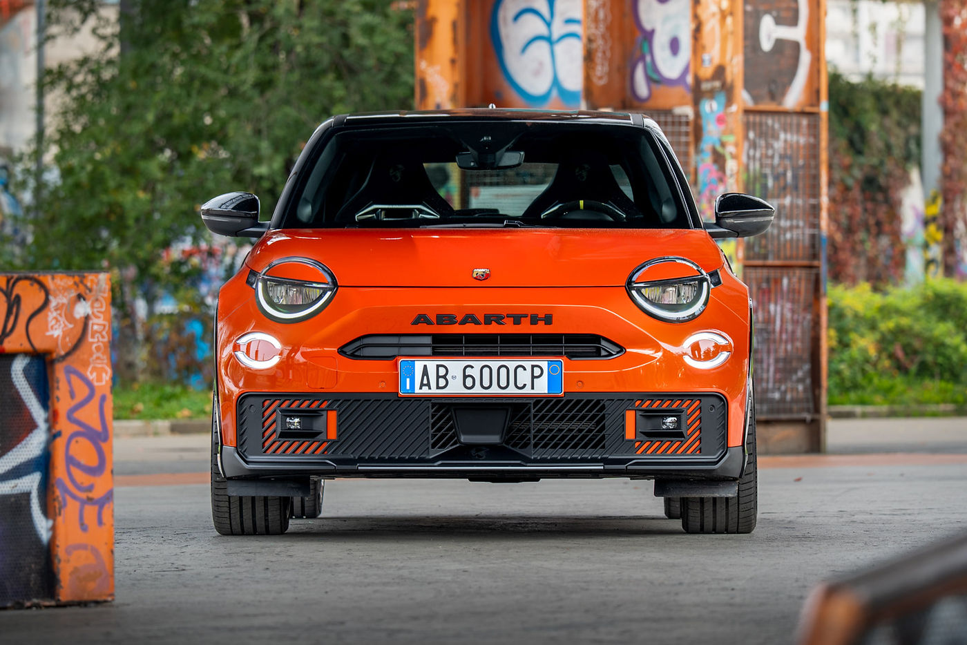 2026 Abarth 600e Competitzione - front 