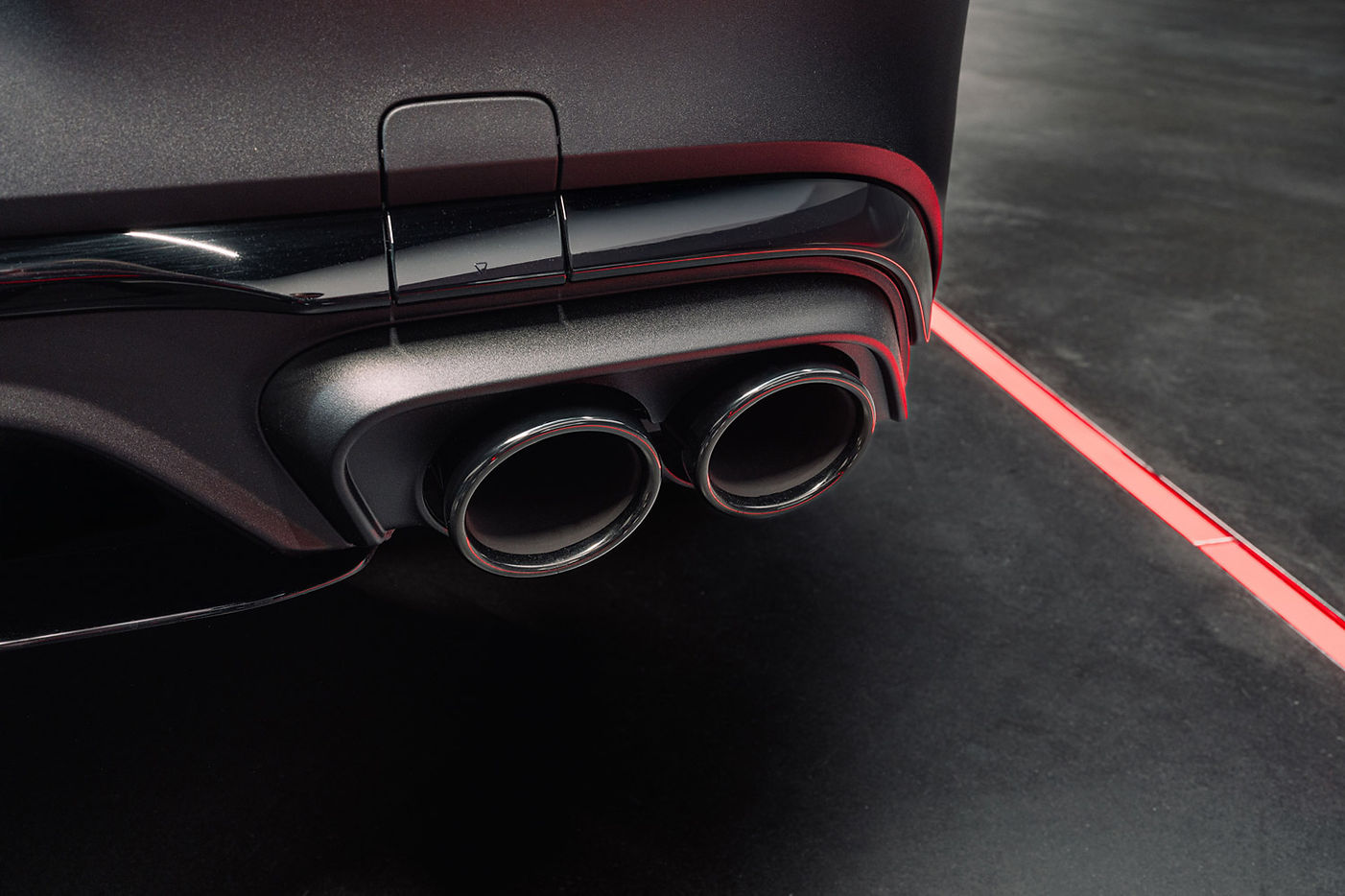 2026 Mercedes-AMG GLC 53 - exhaust tips