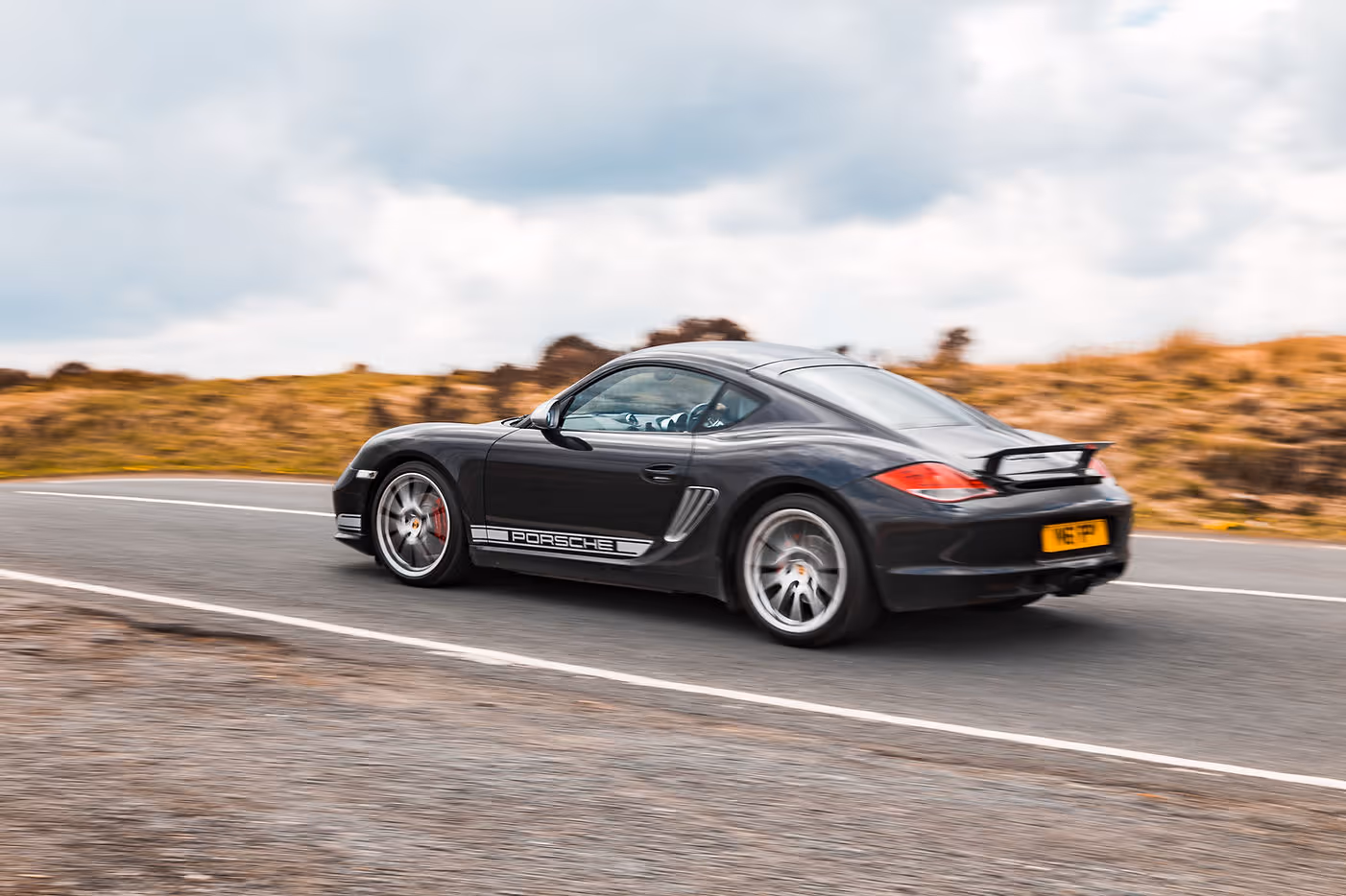 Porsche Cayman R