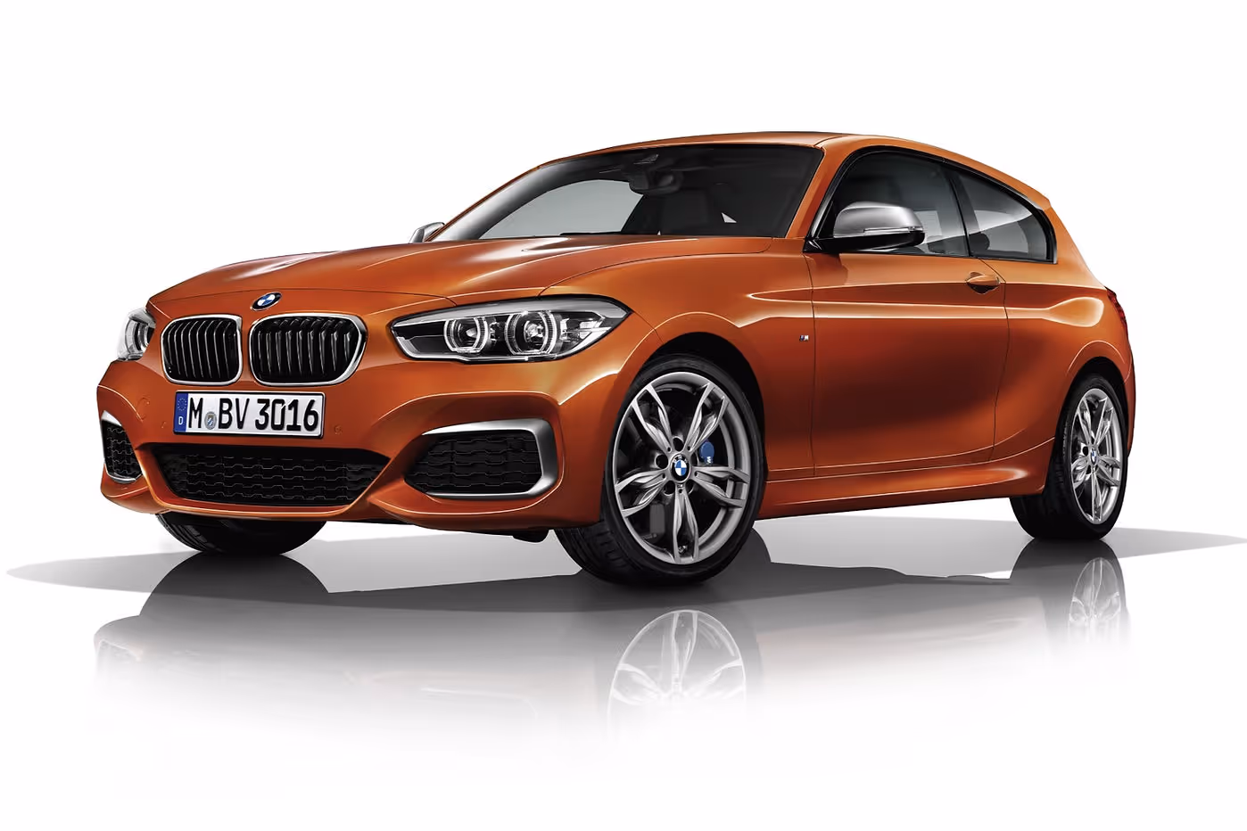 BMW M140i