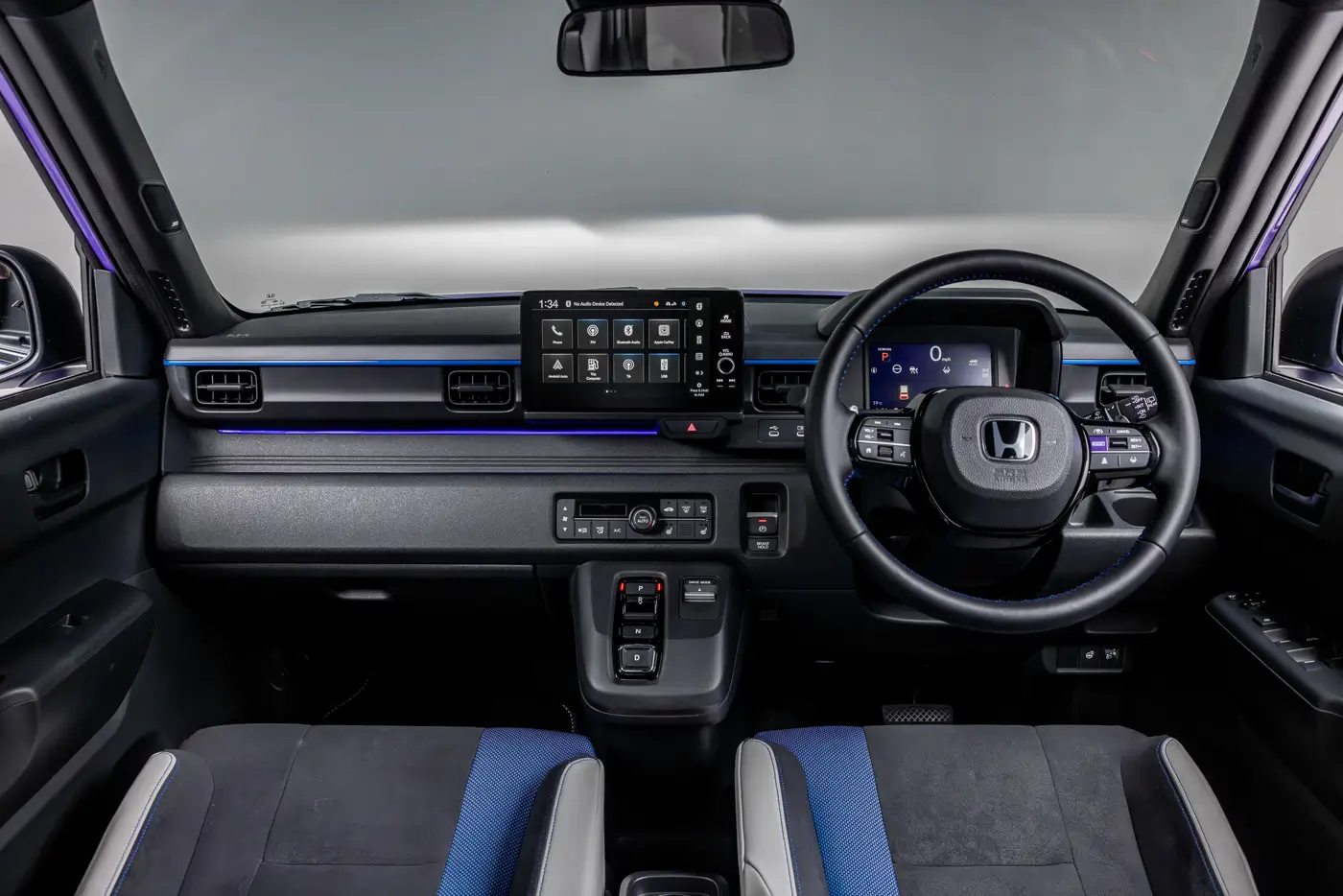 Honda Super-N: City Turbo II's Electric Heir Heads to the UK - interior and dashboard