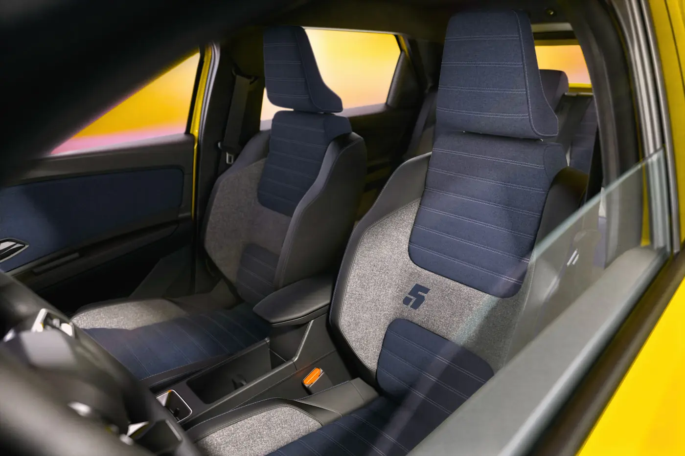 Interior 2027 Renault 5 E-Tech electric