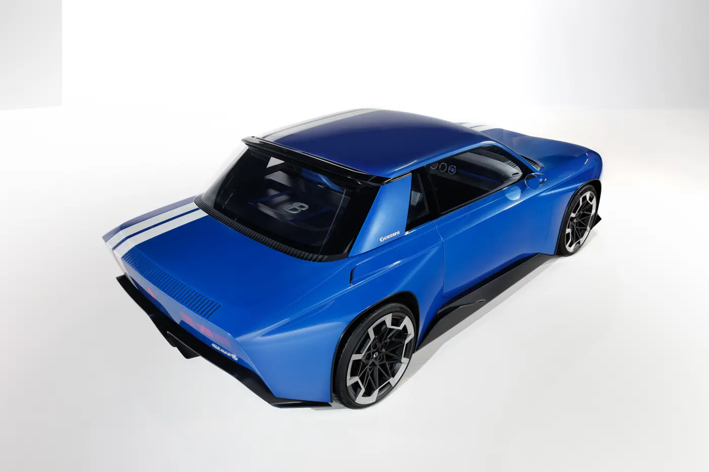 2026 Renault 8 Gordini Concept electric coupé – official press image 12