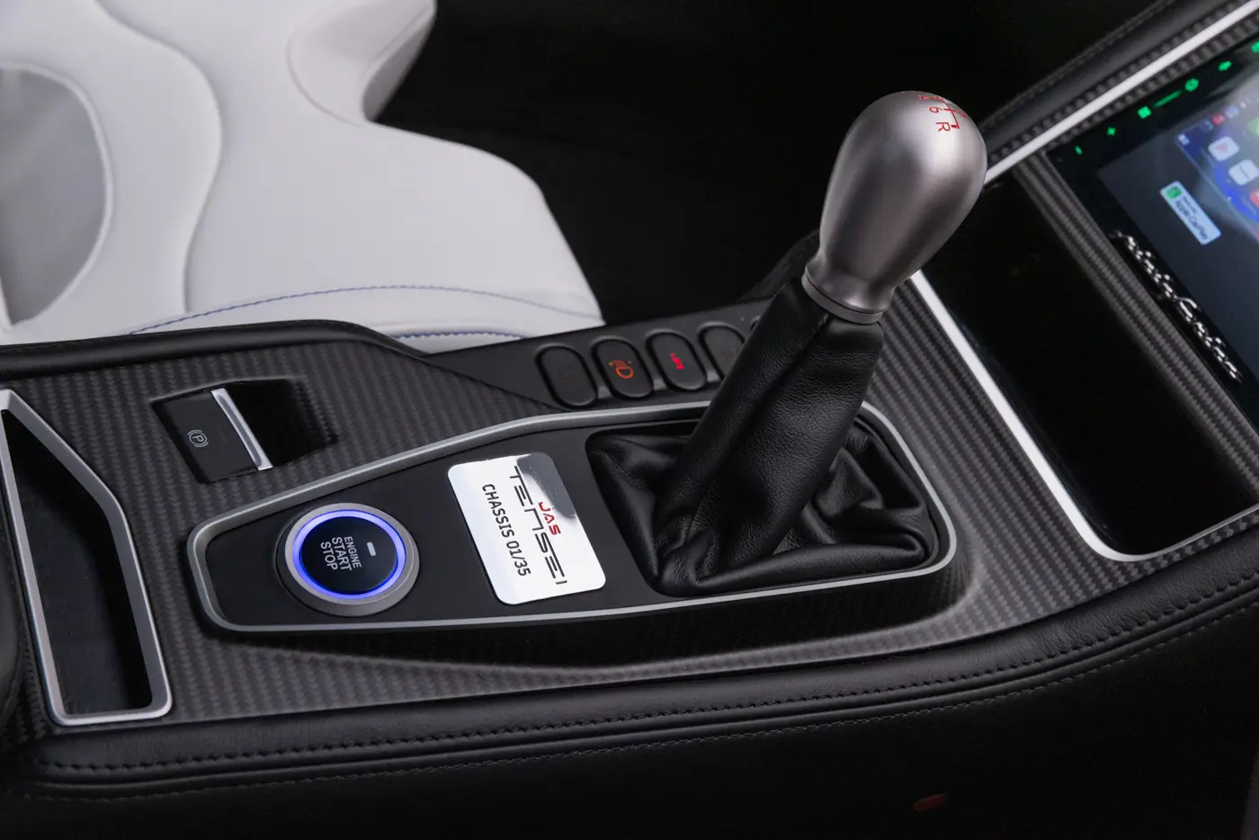 JAS Tensei: titanium gear knob