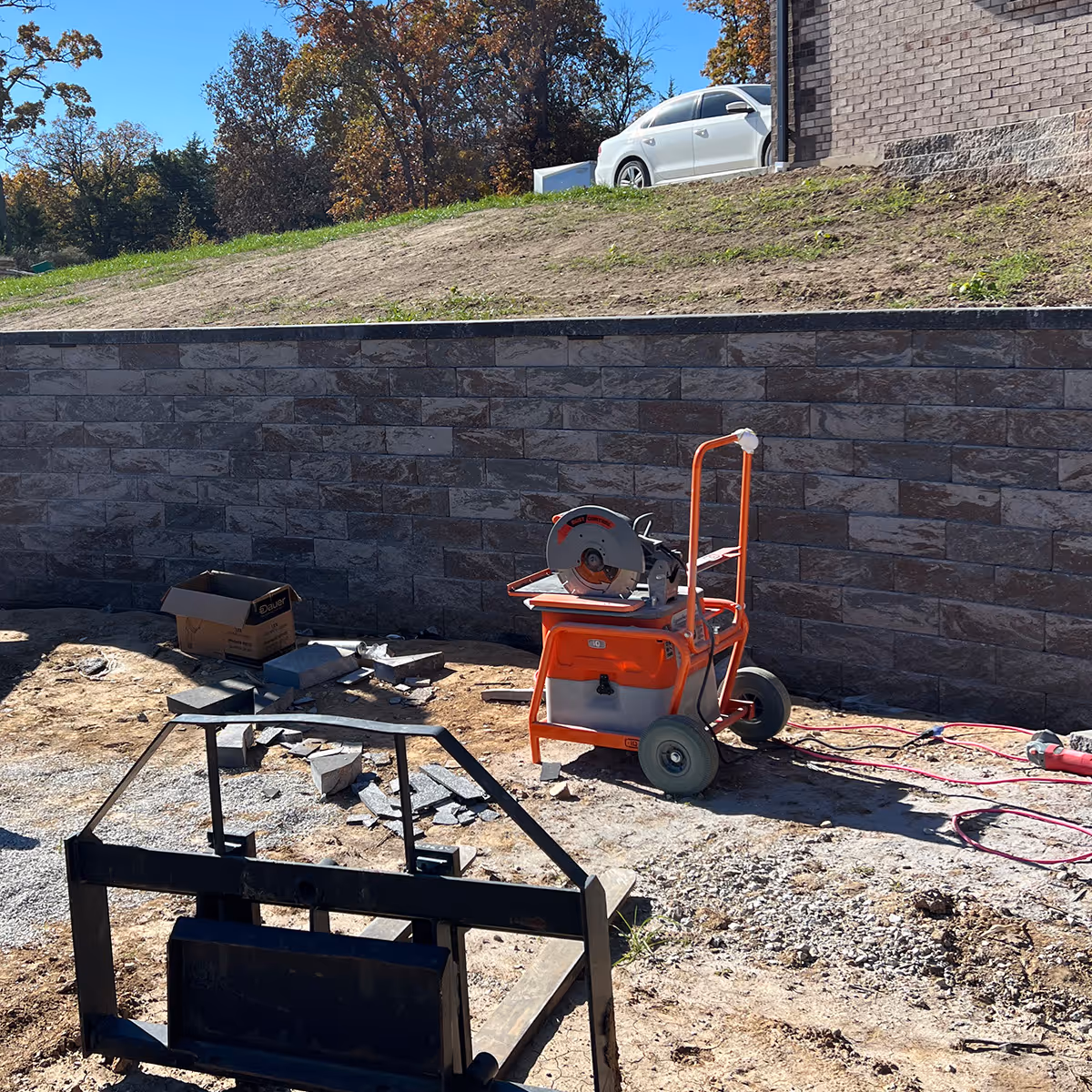 retaining wall construction service Lake of the Ozarks Missour